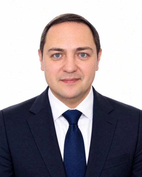 Хасанов Сарвар Алишерович